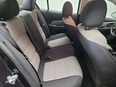 Used 2016 Chevrolet Cruze LS image 19