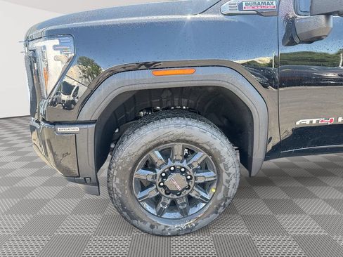 New 2026 GMC Sierra 2500 AT4 w/ AT4 Premium Plus Package AWD/4WD image 30