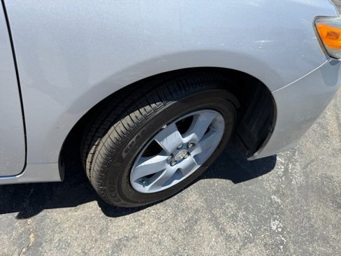 Used 2011 Toyota Corolla LE FWD image 24