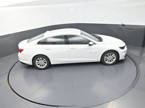 Used 2016 Chevrolet Malibu LT FWD image 30