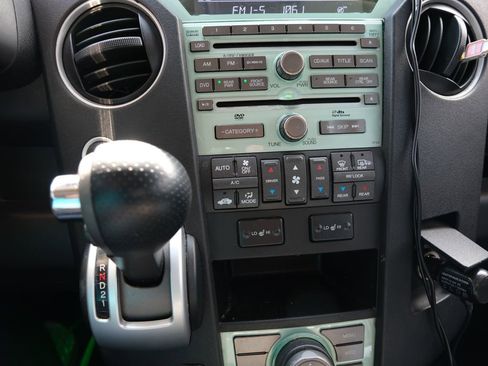 Used 2011 Honda Pilot Touring image 9