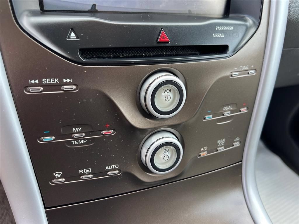 Used 2014 Ford Edge SEL w/ Equipment Group 205A AWD/4WD image 21