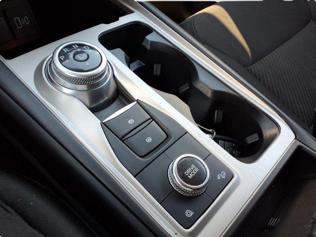 Used 2023 Ford Explorer XLT AWD/4WD image 13