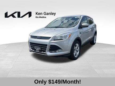 Used 2016 Ford Escape SE FWD image 1