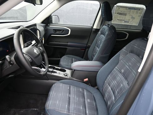 New 2025 Ford Bronco Sport Heritage w/ Convenience Package image 15