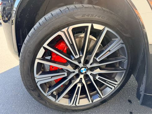 Used 2025 BMW X1 M35i w/ Premium Package image 10