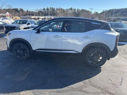 New 2026 Nissan Kicks SR w/ SR Premium Package