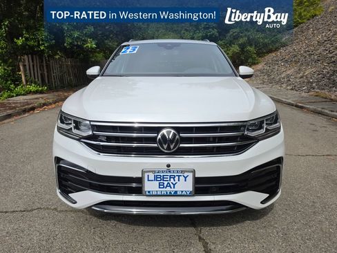 Used 2023 Volkswagen Tiguan SEL R-Line AWD/4WD image 2
