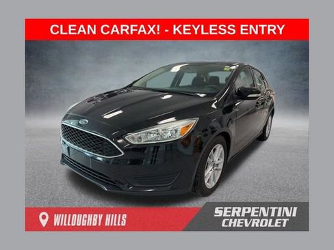 Used 2015 Ford Focus SE image 1