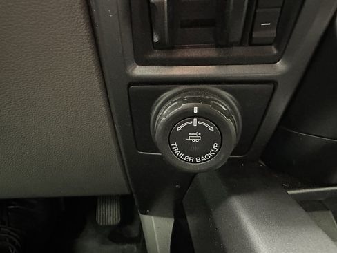 Used 2020 Ford F250 XLT w/ Tremor Off-Road Package AWD/4WD image 31
