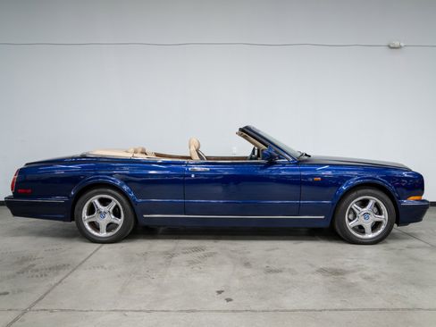 Used 1999 Bentley Azure Mulliner RWD image 40