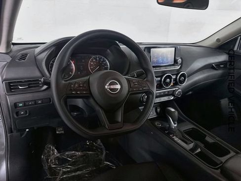 Certified 2025 Nissan Sentra S FWD image 11
