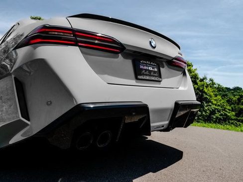 Used 2025 BMW M5 w/ Carbon Package AWD/4WD image 8