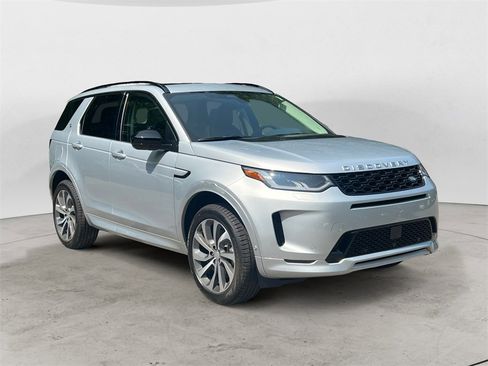 New 2025 Land Rover Discovery Sport S image 8