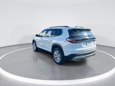 Used 2026 GMC Acadia Elevation w/ Elevation Premium Package FWD image 7