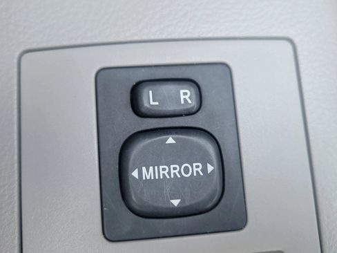 Used 2008 Toyota RAV4 4WD image 24
