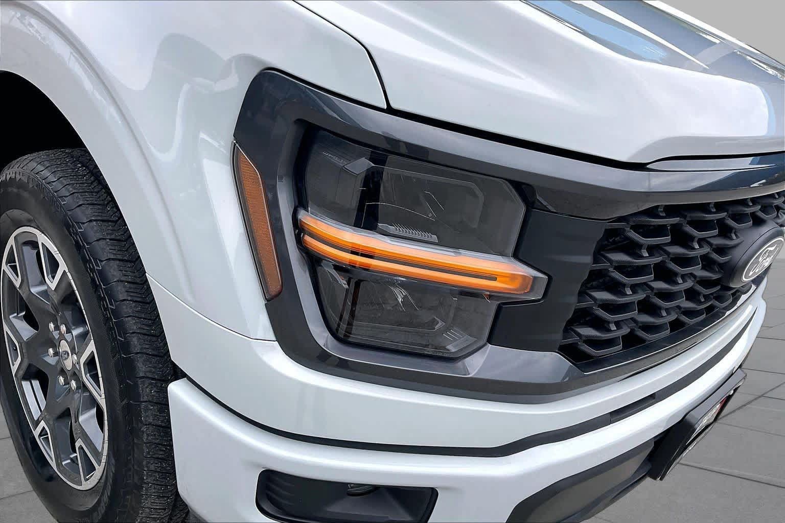Used 2024 Ford F150 STX AWD/4WD image 27