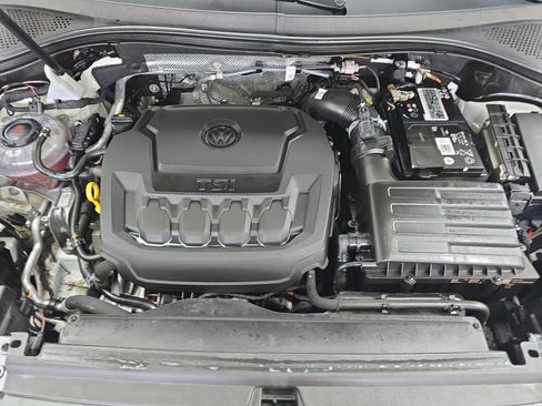 Certified 2022 Volkswagen Tiguan S image 29