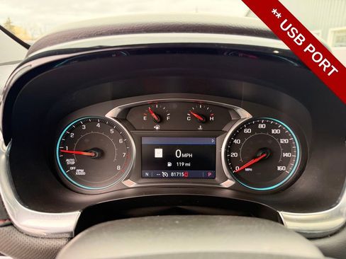 Used 2022 Chevrolet Traverse RS image 23