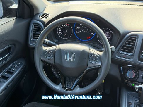 Certified 2018 Honda HR-V LX image 15
