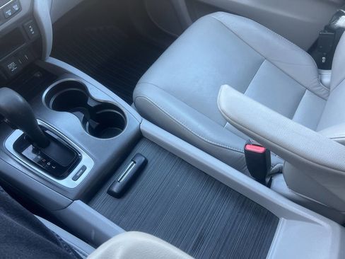 Used 2017 Honda Pilot EX-L image 14