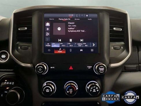 Used 2024 RAM 2500 Big Horn w/ Bed Utility Group image 38