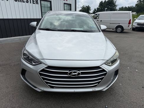 Used 2018 Hyundai Elantra SEL FWD image 3