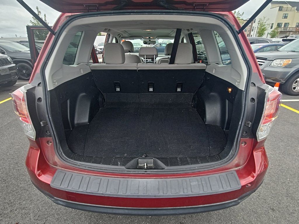 Used 2017 Subaru Forester 2.5i Premium w/ Popular Package #2A AWD/4WD image 16