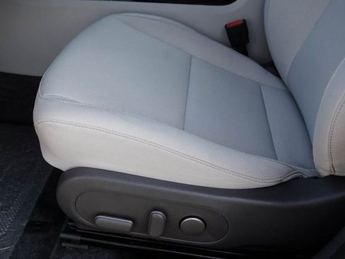 Used 2025 Hyundai Kona SEL image 12