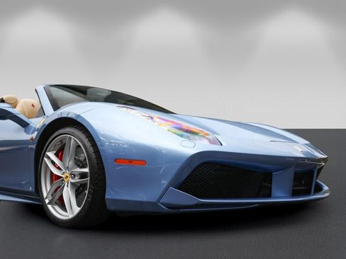 Certified 2019 Ferrari 488 Spider RWD image 11
