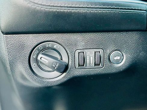 Used 2021 Dodge Challenger SXT w/ Plus Package RWD image 8
