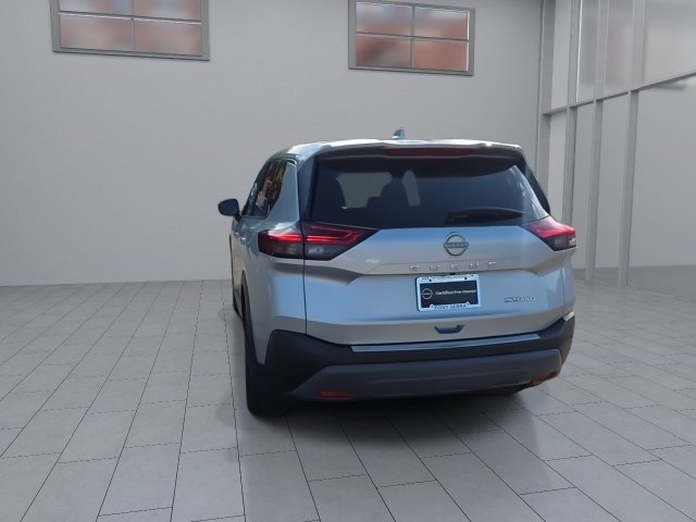 Certified 2022 Nissan Rogue SV AWD/4WD image 7