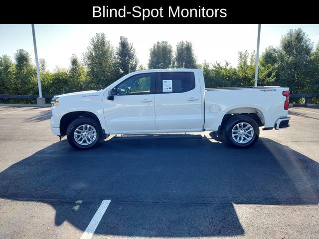 Used 2023 Chevrolet Silverado 1500 RST AWD/4WD image 4