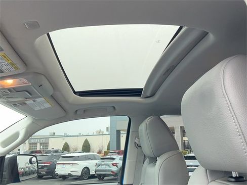 Used 2021 Toyota Tundra Limited w/ Limited Premium Package image 20