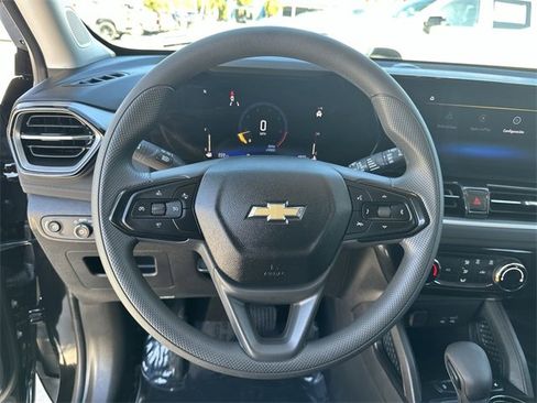 Used 2026 Chevrolet TrailBlazer LT image 11