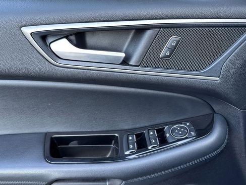 Used 2019 Ford Edge SEL w/ Equipment Group 201A image 11
