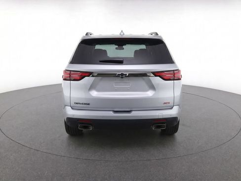 Used 2023 Chevrolet Traverse LT FWD image 7