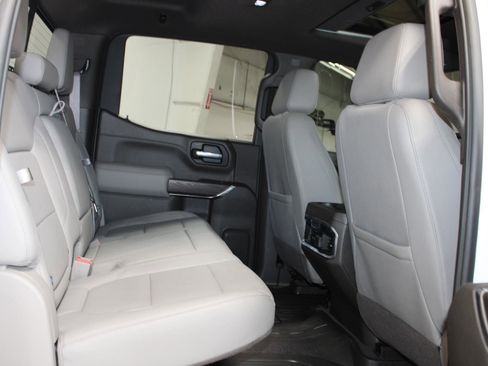 Used 2021 GMC Sierra 1500 SLT w/ SLT Premium Plus Package AWD/4WD image 23
