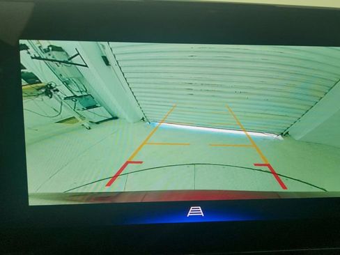 Certified 2025 Chevrolet Trax LT w/ LT Convenience Package image 19