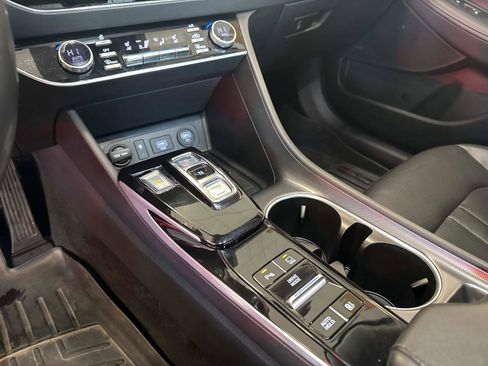 Used 2020 Hyundai Sonata Limited image 26