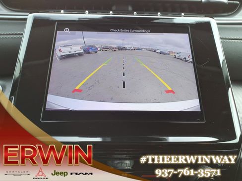 Used 2023 Jeep Grand Cherokee L Laredo image 22