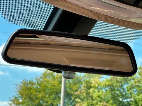 Used 2016 BMW 320i Sedan image 40