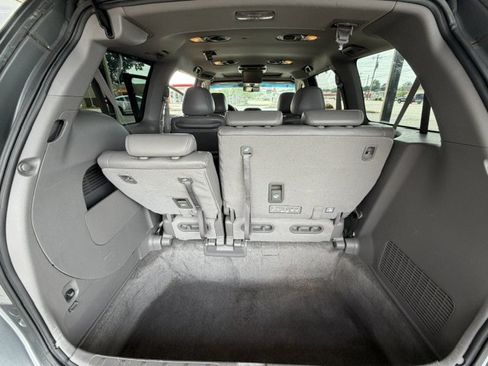 Used 2010 Honda Odyssey EX-L image 11