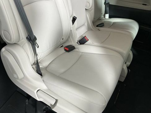 Used 2026 Honda Odyssey EX-L image 11