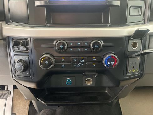 Used 2024 Ford F250 XLT image 27