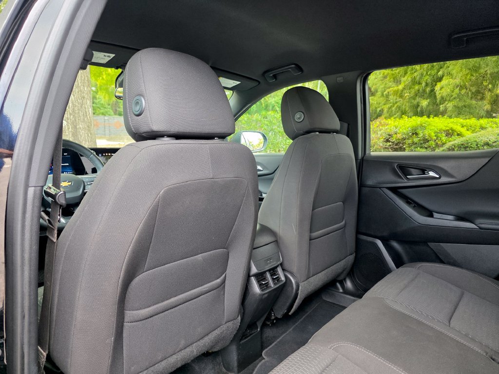 Used 2026 Chevrolet Equinox LT FWD image 27