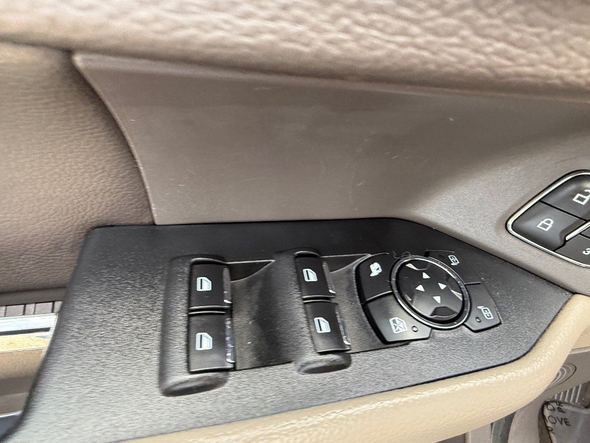 Used 2019 Ford Expedition XLT w/ Equipment Group 202A RWD image 22