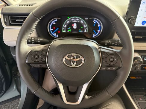 Used 2023 Toyota RAV4 XLE Premium AWD/4WD image 13