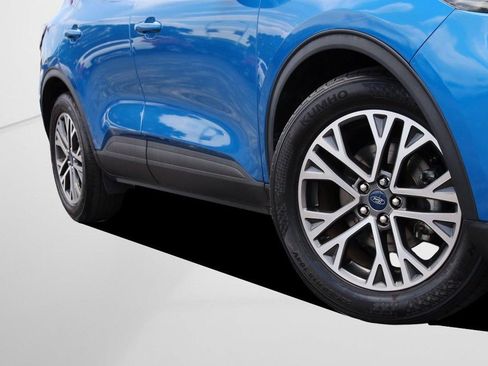 Used 2020 Ford Escape SEL FWD image 3