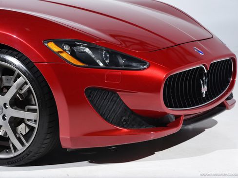 Used 2014 Maserati GranTurismo MC RWD image 19